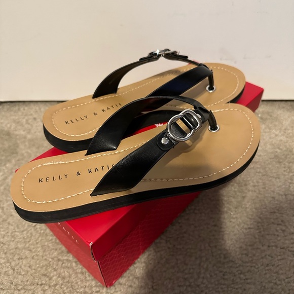 Kelly & Katie sandals, size 7 - Picture 1 of 3